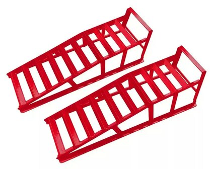 Rampe d&#039;acces pour vehicules 2 pieces pouvant supporter jusqu&#039;a 2000 kg par paire