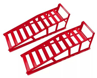 Rampe d'acces pour vehicules 2 pieces pouvant supporter jusqu'a 2000 kg par paire